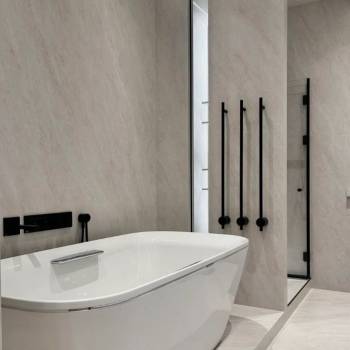 Продается Многокомнатная квартира, 138 м²