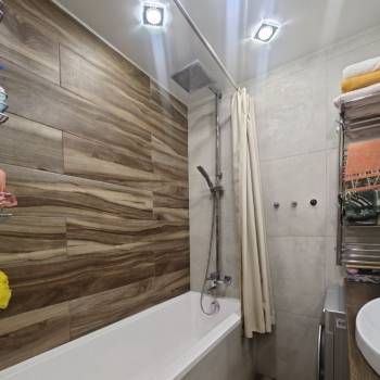 Продается 2-х комнатная квартира, 50,1 м²