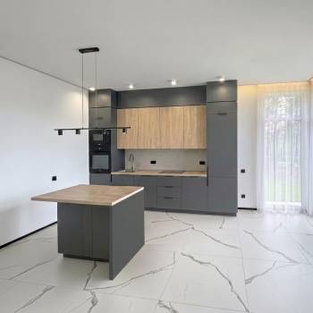 Продается Дом, 160 м²