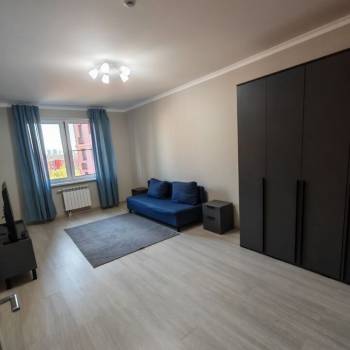 Сдается Многокомнатная квартира, 77,6 м²