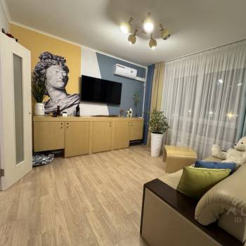 Продается 3-х комнатная квартира, 69,9 м²