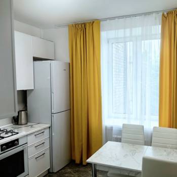 Сдается 2-х комнатная квартира, 59 м²