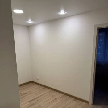 Продается 1-комнатная квартира, 43 м²