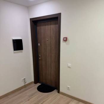 Продается 1-комнатная квартира, 43 м²