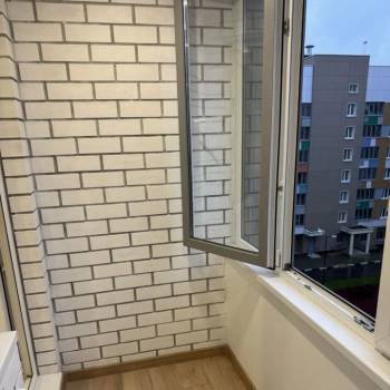 Продается 1-комнатная квартира, 43 м²