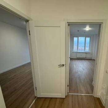 Продается 1-комнатная квартира, 47 м²
