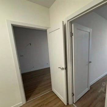 Продается 1-комнатная квартира, 47 м²