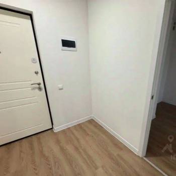 Продается 1-комнатная квартира, 47 м²