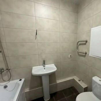 Продается 1-комнатная квартира, 47 м²