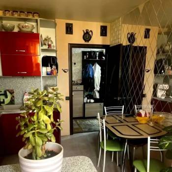 Продается 3-х комнатная квартира, 63 м²