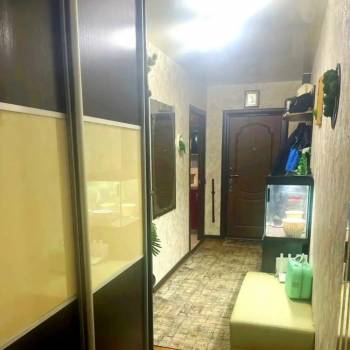 Продается 3-х комнатная квартира, 63 м²