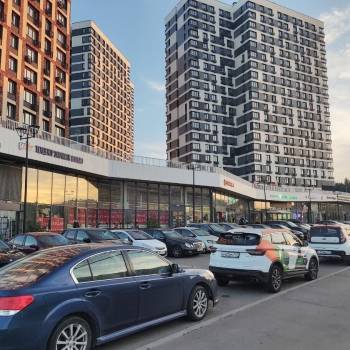 Продается 1-комнатная квартира, 42,2 м²
