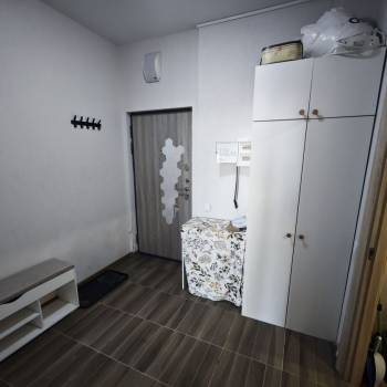 Продается 1-комнатная квартира, 42,2 м²