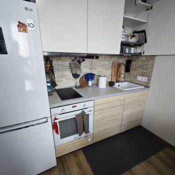 Продается 1-комнатная квартира, 42,2 м²