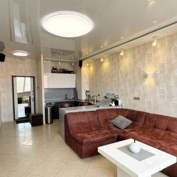 Сдается 1-комнатная квартира, 50 м²