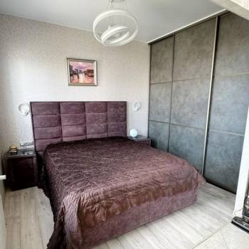 Сдается 1-комнатная квартира, 50 м²