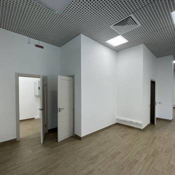 Продается Нежилое помещение, 67 м²