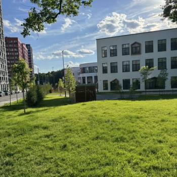 Продается 1-комнатная квартира, 73,1 м²