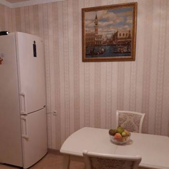 Продается 1-комнатная квартира, 39 м²