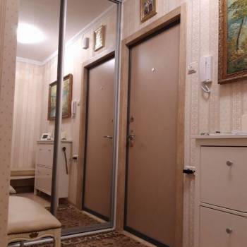 Продается 1-комнатная квартира, 39 м²