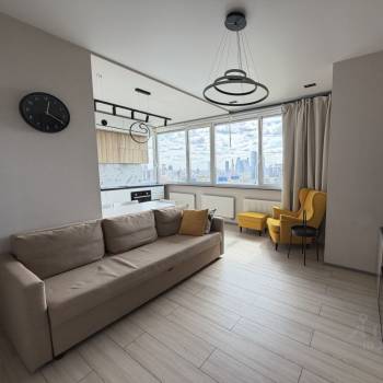 Сдается Многокомнатная квартира, 58,3 м²