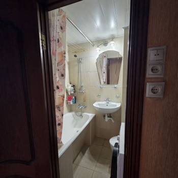 Продается 1-комнатная квартира, 33,4 м²