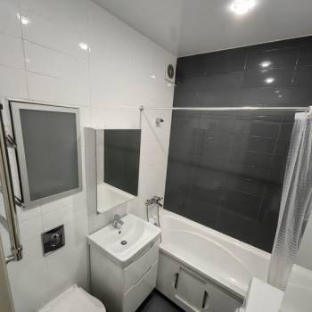 Продается 1-комнатная квартира, 37,4 м²