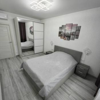 Продается 1-комнатная квартира, 37,4 м²