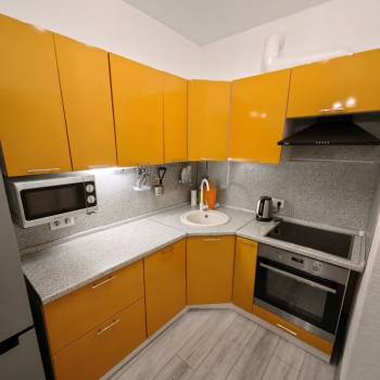 Продается 1-комнатная квартира, 37,4 м²