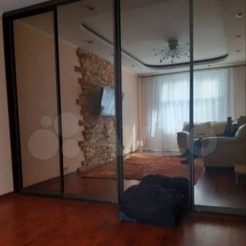 Сдается 1-комнатная квартира, 45 м²