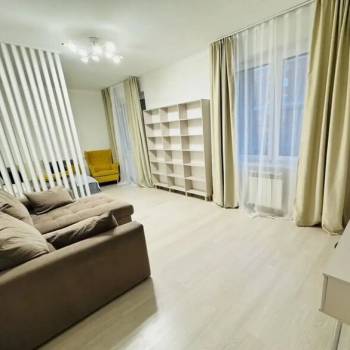 Сдается 1-комнатная квартира, 51,5 м²