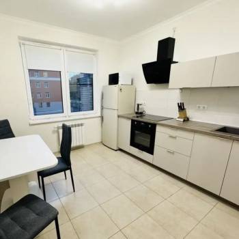 Сдается 1-комнатная квартира, 51,5 м²