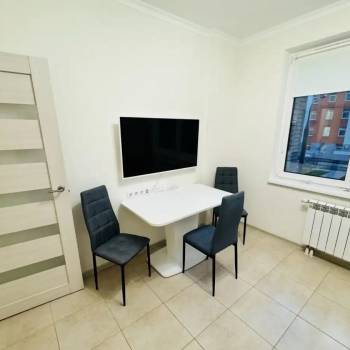 Сдается 1-комнатная квартира, 51,5 м²