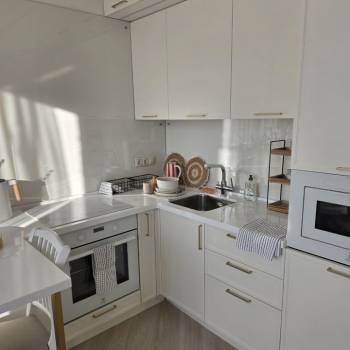 Сдается 1-комнатная квартира, 50,4 м²