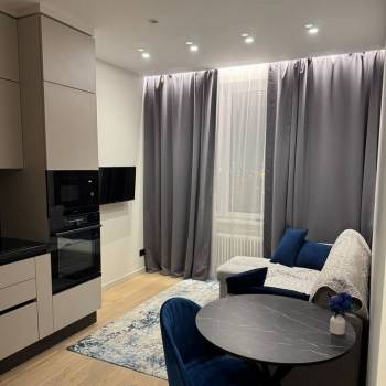 Сдается 1-комнатная квартира, 38 м²