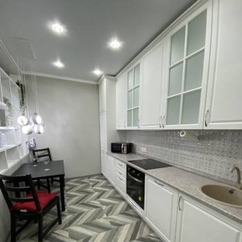 Сдается 1-комнатная квартира, 50 м²