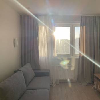 Сдается 1-комнатная квартира, 42 м²