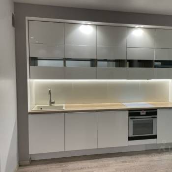 Сдается 1-комнатная квартира, 42 м²