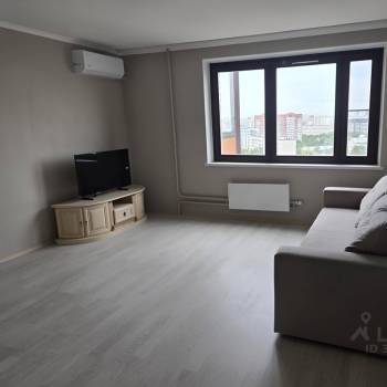 Сдается 2-х комнатная квартира, 66,2 м²