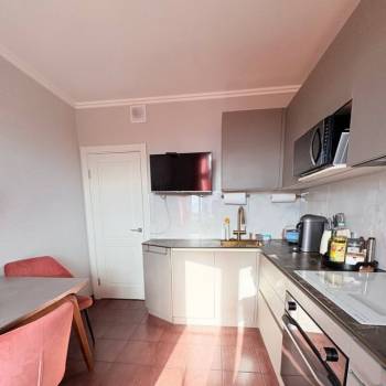 Продается 2-х комнатная квартира, 52 м²