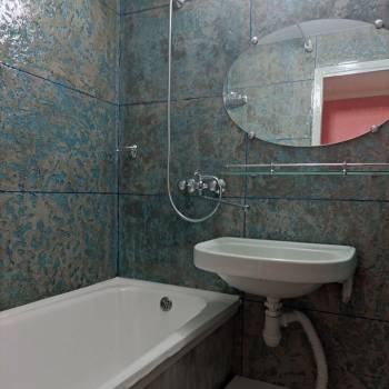 Сдается Многокомнатная квартира, 58,7 м²