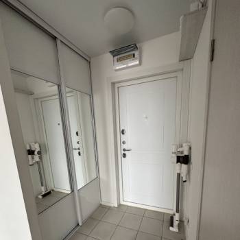 Продается 1-комнатная квартира, 40,4 м²