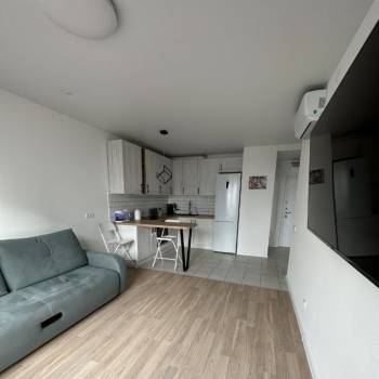 Продается 1-комнатная квартира, 40,4 м²