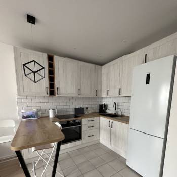 Продается 1-комнатная квартира, 40,4 м²