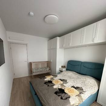 Продается 1-комнатная квартира, 40,4 м²