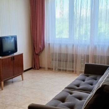 Сдается 1-комнатная квартира, 39 м²