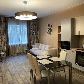 Сдается 2-х комнатная квартира, 74 м²