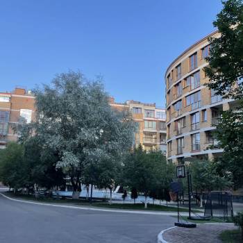 Сдается 2-х комнатная квартира, 74 м²