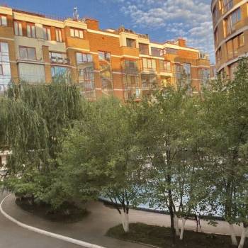 Сдается 2-х комнатная квартира, 74 м²