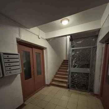 Продается 1-комнатная квартира, 32 м²